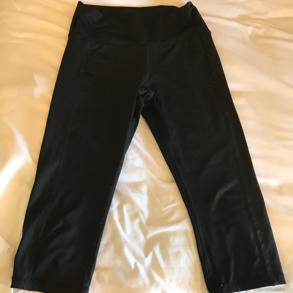 New York and Company black yoga pants